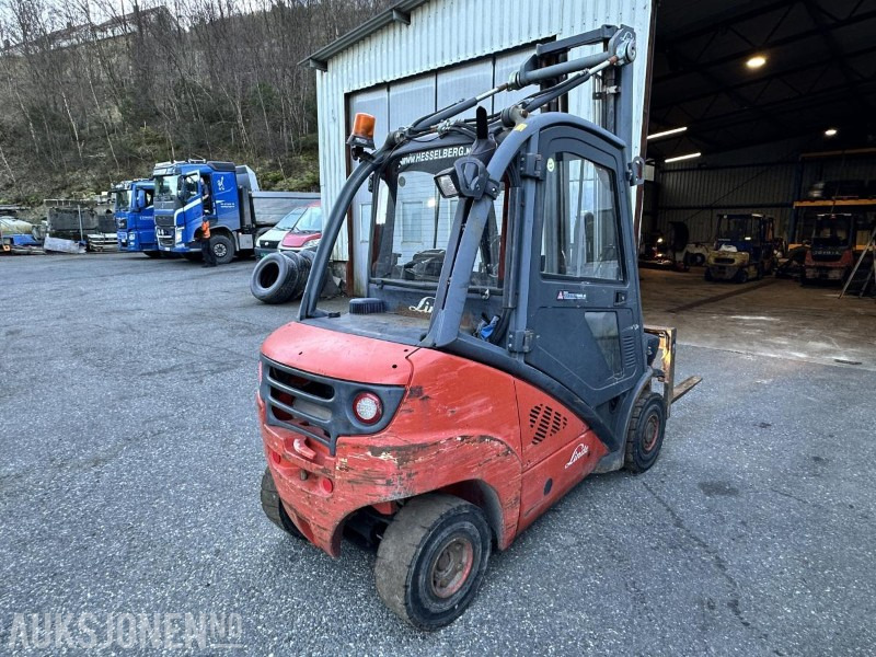 2011 Linde H25D-01 gaffeltruck m/tilt og sideforskyvning, 6485 timer - Equipo de manutención: foto 5 2011 Linde H25D-01 gaffeltruck m/tilt og sideforskyvning, 6485 timer - Equipo de manutención: foto 5