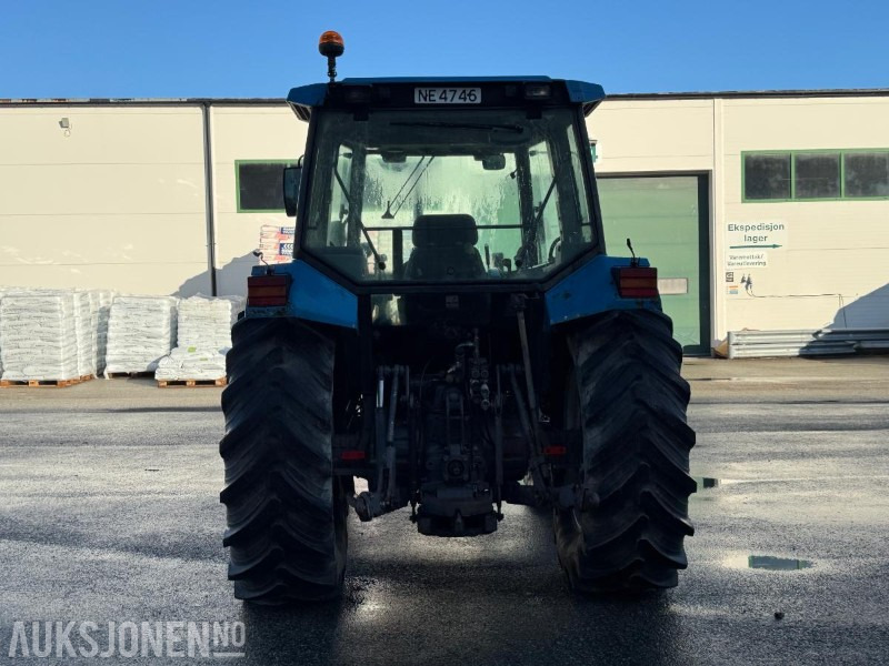 Ford 6640 SLE traktor / Trima frontlaster - Tractor: foto 4 Ford 6640 SLE traktor / Trima frontlaster - Tractor: foto 4