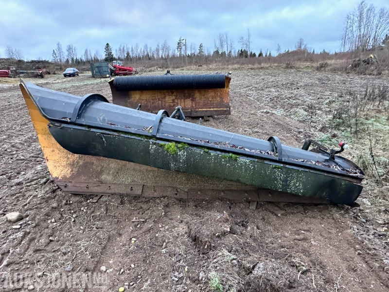 2004 TELLEFSDAL D-PLOW 3600 P SNØPLOG - Implemento para Maquinaria de construcción: foto 2 2004 TELLEFSDAL D-PLOW 3600 P SNØPLOG - Implemento para Maquinaria de construcción: foto 2