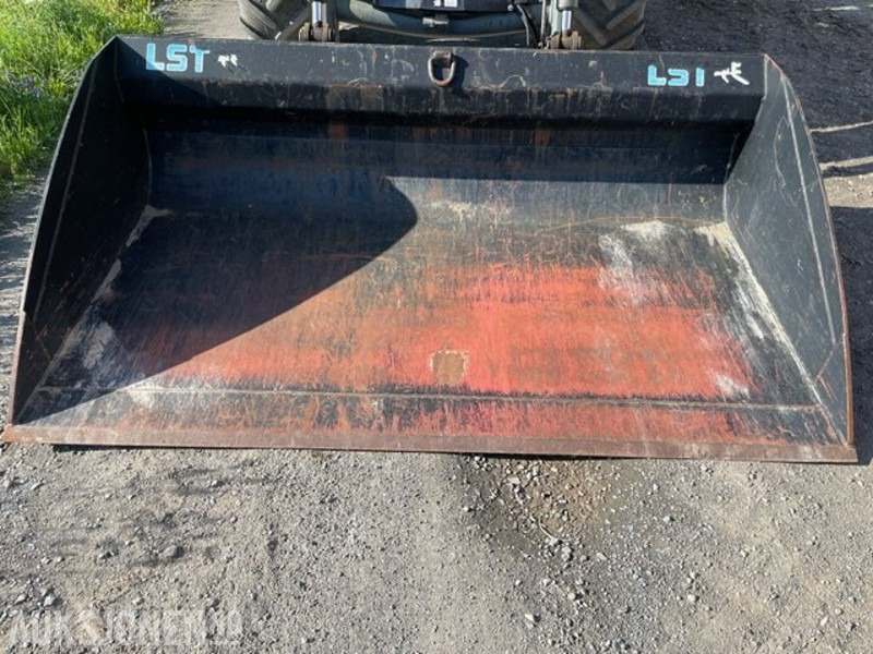 2017 LST LBNB25B kombiskuffe med Trima/HMV feste - Implemento para Maquinaria de construcción: foto 2 2017 LST LBNB25B kombiskuffe med Trima/HMV feste - Implemento para Maquinaria de construcción: foto 2