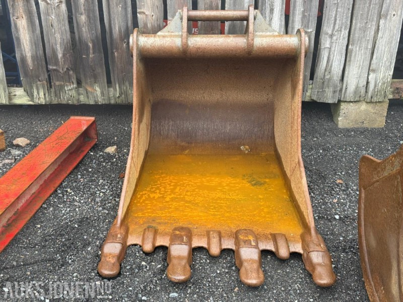 Gjerstad Graveskuffe med utskiftbare tenner - Implemento para Maquinaria de construcción: foto 2 Gjerstad Graveskuffe med utskiftbare tenner - Implemento para Maquinaria de construcción: foto 2