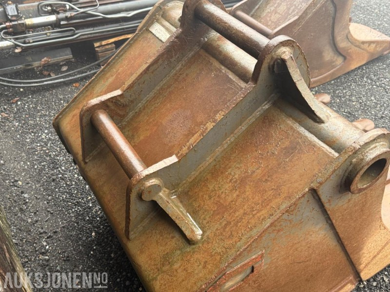 Gjerstad Graveskuffe med utskiftbare tenner - Implemento para Maquinaria de construcción: foto 3 Gjerstad Graveskuffe med utskiftbare tenner - Implemento para Maquinaria de construcción: foto 3