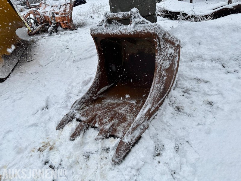 Klepp mek - s60 Graveskuffe / tannskuffe - Implemento para Maquinaria de construcción: foto 1 Klepp mek - s60 Graveskuffe / tannskuffe - Implemento para Maquinaria de construcción: foto 1