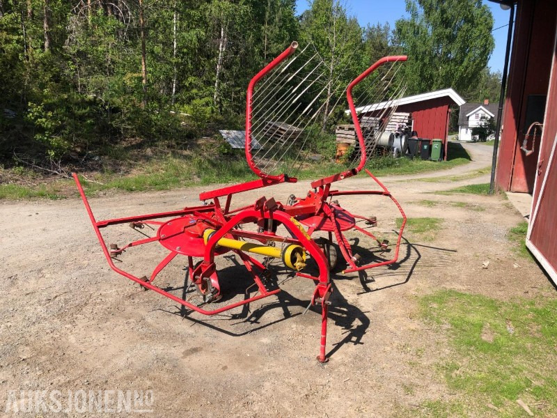 2001 Lely Lotus 300 - Maquinaria agrícola: foto 1 2001 Lely Lotus 300 - Maquinaria agrícola: foto 1