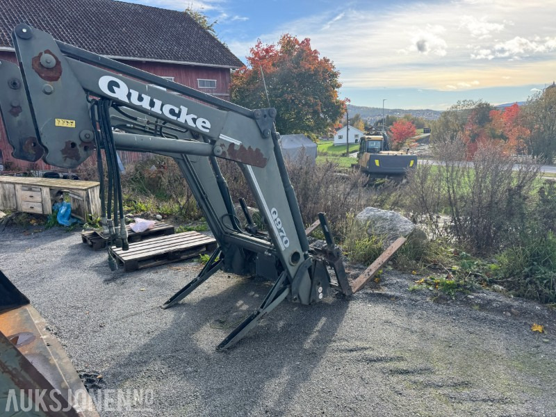 2003 Quicke UM Frontlaster for traktor - Maquinaria agrícola: foto 4 2003 Quicke UM Frontlaster for traktor - Maquinaria agrícola: foto 4