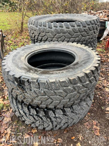 2017 Nokian Hakkapelita tri - 2x440/80-28 2x540/80-38 - Maquinaria agrícola: foto 1 2017 Nokian Hakkapelita tri - 2x440/80-28 2x540/80-38 - Maquinaria agrícola: foto 1