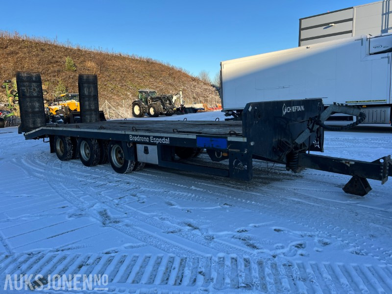 2018 Chief tain Maskintralle 27T m/hydrauliske kjørebruer - Maquinaria agrícola: foto 3 2018 Chief tain Maskintralle 27T m/hydrauliske kjørebruer - Maquinaria agrícola: foto 3