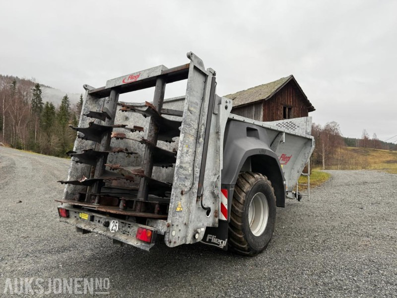 2018 Fliegl Gjødselvogn 10m3 - Maquinaria agrícola: foto 5 2018 Fliegl Gjødselvogn 10m3 - Maquinaria agrícola: foto 5