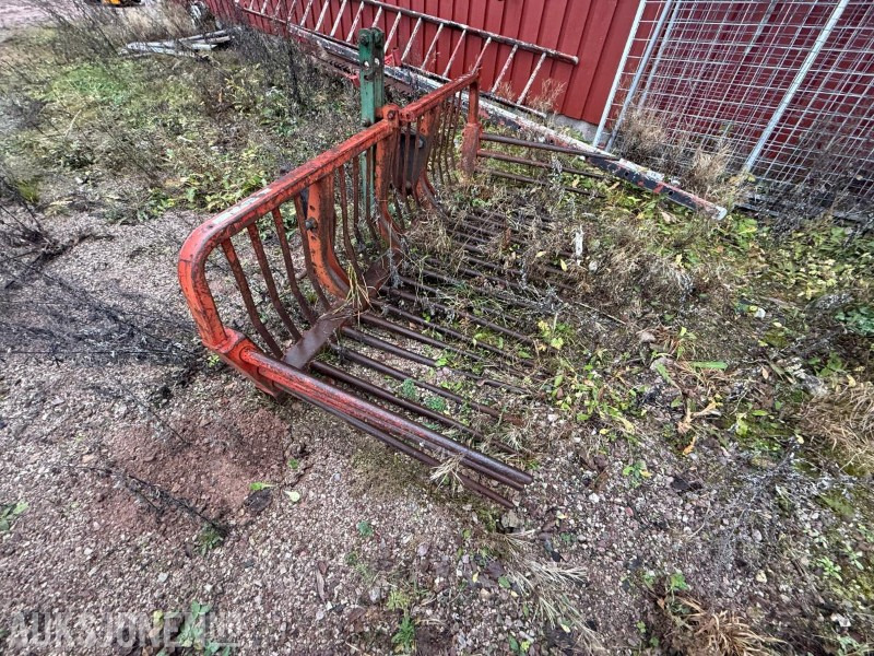 Maquinaria agrícola Kvernland Steinsvans: foto 1