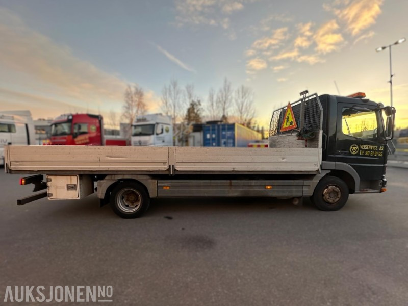 Mercedes-Benz Atego 818/42 – 2005-modell – 7,5 tonn planbil – Kjørbar, men EU utløpt - Camión caja abierta: foto 4 Mercedes-Benz Atego 818/42 – 2005-modell – 7,5 tonn planbil – Kjørbar, men EU utløpt - Camión caja abierta: foto 4