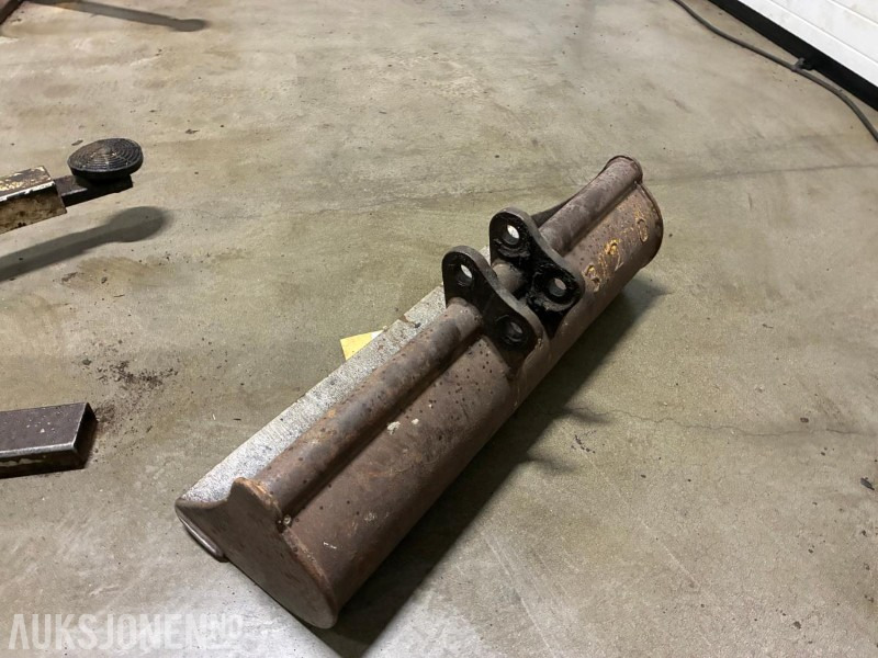 Pusseskuff til minigraver - stått på Volvo EC15 - ingen minstepris - Equipo de construcción: foto 3 Pusseskuff til minigraver - stått på Volvo EC15 - ingen minstepris - Equipo de construcción: foto 3