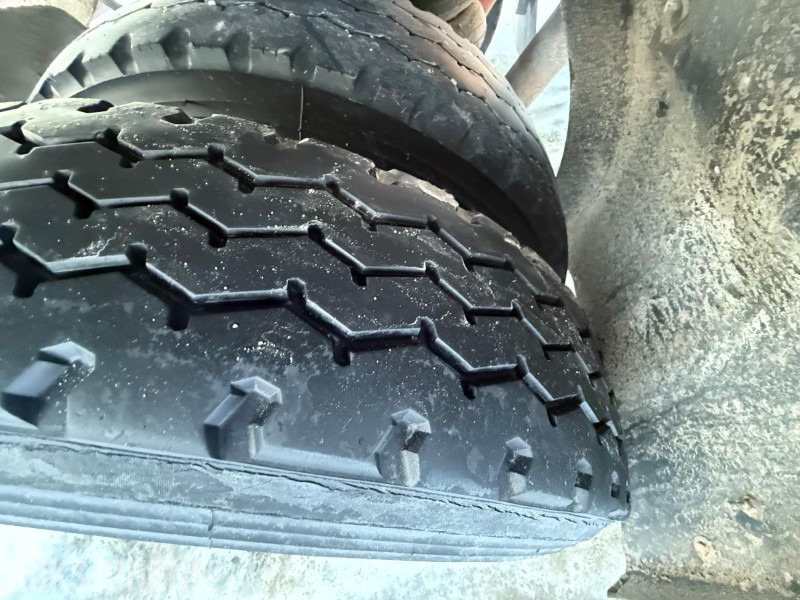 Remolque BRIAB Modell SB3PN-26-75 3 akslet maskintralle: foto 12