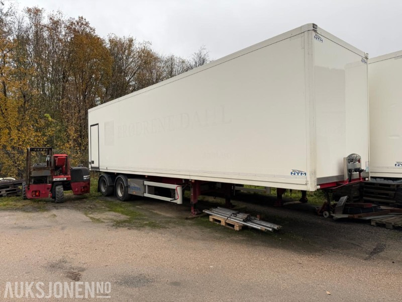 NTM lukket skaptralle m/full sideåpning og truckfester - 28 paller. - Remolque: foto 2 NTM lukket skaptralle m/full sideåpning og truckfester - 28 paller. - Remolque: foto 2