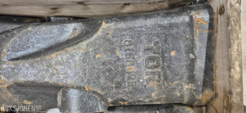 TOR (CAT J 600) Tenner - Equipo de construcción: foto 2 TOR (CAT J 600) Tenner - Equipo de construcción: foto 2