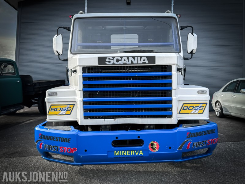 1989 Scania T 143M Racing Truck Snutebil - V8 motor - 950 hk - Spesialbygget av Scania i 1989 - Vehículo municipal: foto 2 1989 Scania T 143M Racing Truck Snutebil - V8 motor - 950 hk - Spesialbygget av Scania i 1989 - Vehículo municipal: foto 2