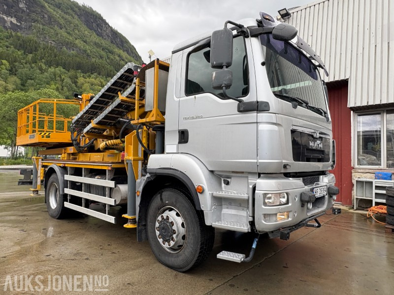 2014 MAN TGM 18.340 Normet Esslift 810 liftbil - 15 888 km - Vehículo municipal: foto 2 2014 MAN TGM 18.340 Normet Esslift 810 liftbil - 15 888 km - Vehículo municipal: foto 2
