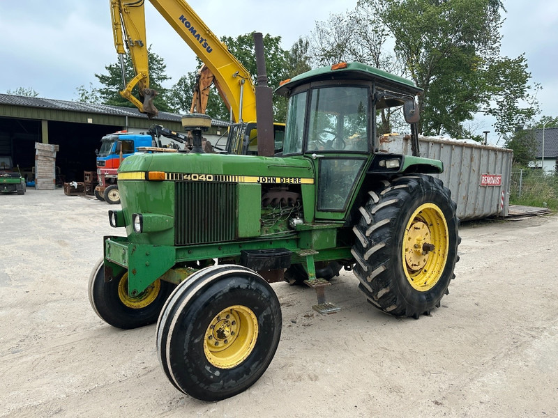 John Deere 4040 AIRCO - Tractor: foto 1 John Deere 4040 AIRCO - Tractor: foto 1