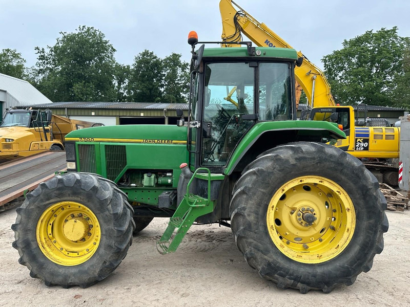 John Deere 7700 PowerQuad - Front linkage - Tractor: foto 3 John Deere 7700 PowerQuad - Front linkage - Tractor: foto 3