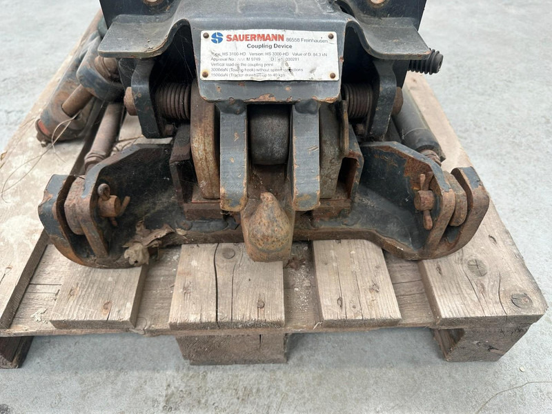 Tractor New Holland Pick up hitch: foto 10