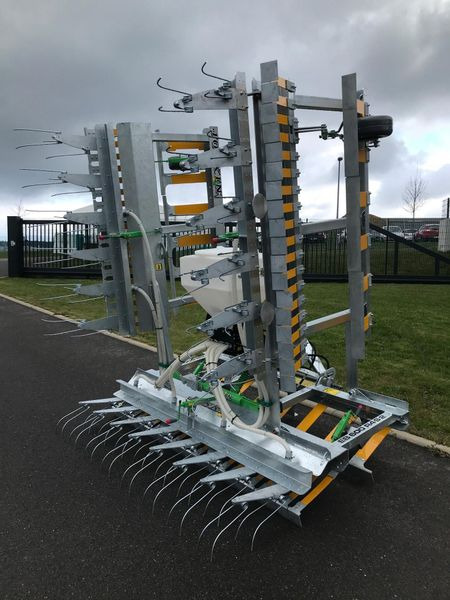 Joskin EB R4S2 600 mit Sägerät - Grada de púas: foto 2 Joskin EB R4S2 600 mit Sägerät - Grada de púas: foto 2