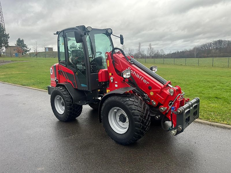 Schäffer 3650 T - Cargadora de ruedas telescópica: foto 1 Schäffer 3650 T - Cargadora de ruedas telescópica: foto 1