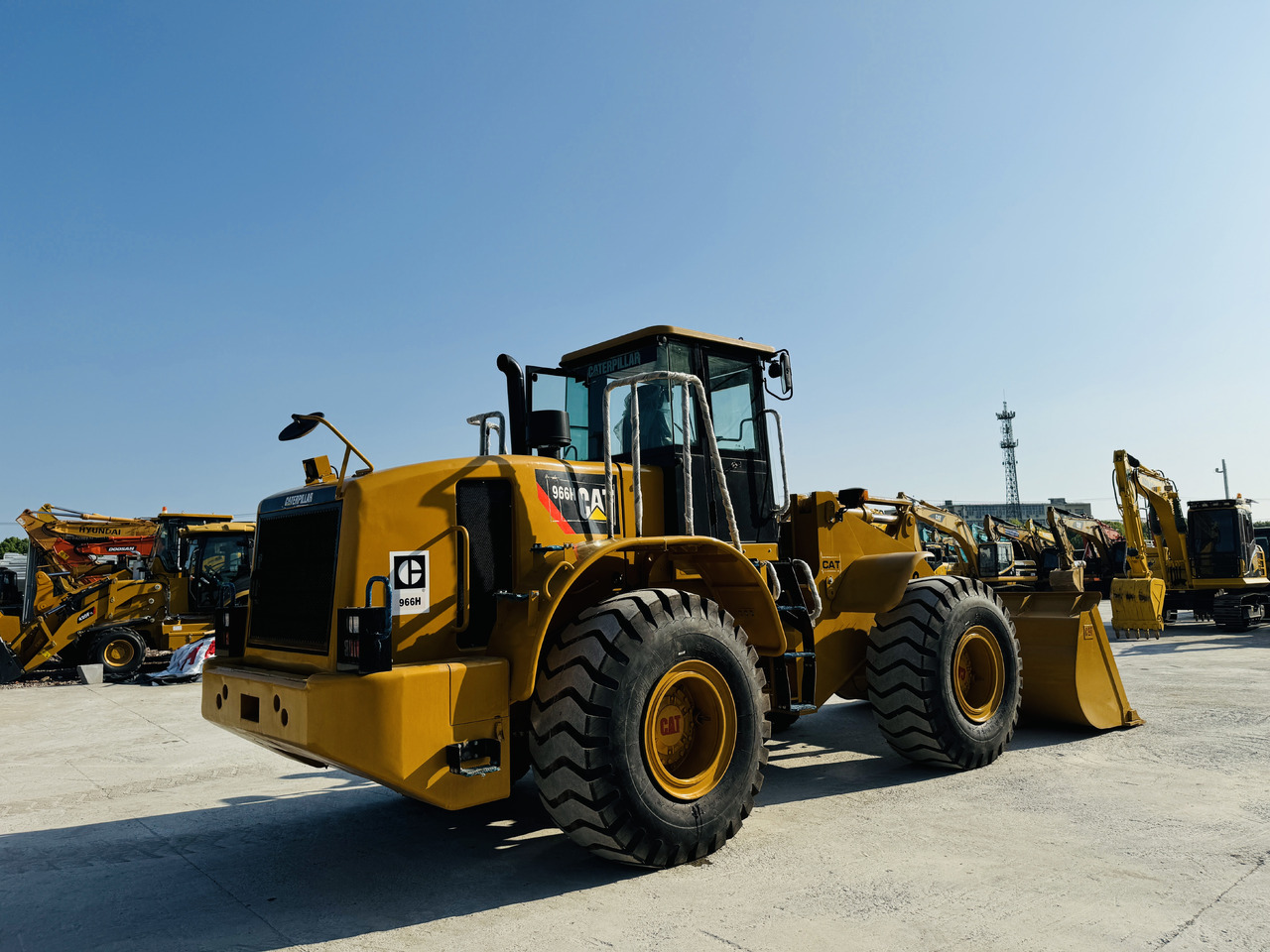 Caterpillar CAT 966 966H 966F 966G 6 Ton Used Wheel Loader and Similar Front Loaders Are Ready to Work - Cargadora de ruedas: foto 1 Caterpillar CAT 966 966H 966F 966G 6 Ton Used Wheel Loader and Similar Front Loaders Are Ready to Work - Cargadora de ruedas: foto 1