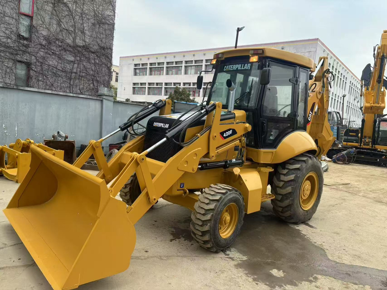 Caterpillar New or Used Backhoe CAT 420 Backhoe Loader CAT420F 420F2 JCB 3CX 4CX - Retroexcavadora: foto 2 Caterpillar New or Used Backhoe CAT 420 Backhoe Loader CAT420F 420F2 JCB 3CX 4CX - Retroexcavadora: foto 2