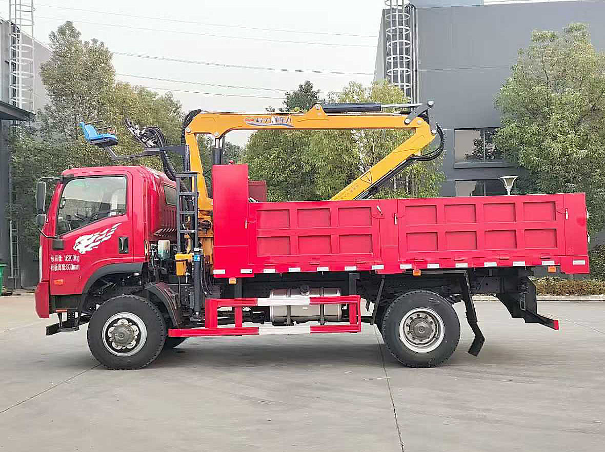 Chinese Brand WHOLE SALE SINOTRUK HOWO ISUZU FAW Grúa montada en camión 6 Ton 8 Ton 10Ton 12Ton 14Ton 16 Ton Boom All Size Truck Mounted Crane With Telescopic Boom For Sale - Camión grúa: foto 5 Chinese Brand WHOLE SALE SINOTRUK HOWO ISUZU FAW Grúa montada en camión 6 Ton 8 Ton 10Ton 12Ton 14Ton 16 Ton Boom All Size Truck Mounted Crane With Telescopic Boom For Sale - Camión grúa: foto 5