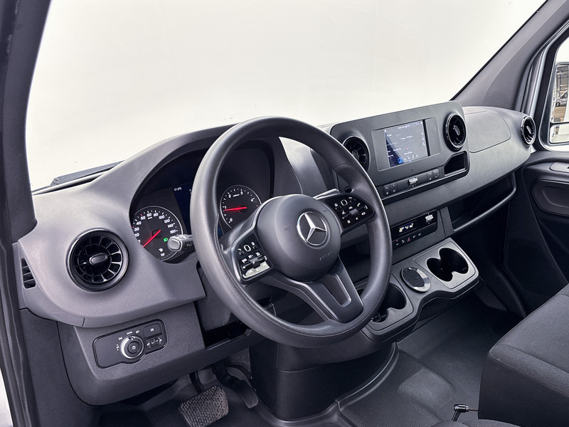 Mercedes-Benz Sprinter 314 L2H2 Inrichting Oprijplaat Navigatie Achteruitrijcamera Apple Carplay/Android Auto Automaat Geveerde stoel 220v omvormer - Furgón: foto 5 Mercedes-Benz Sprinter 314 L2H2 Inrichting Oprijplaat Navigatie Achteruitrijcamera Apple Carplay/Android Auto Automaat Geveerde stoel 220v omvormer - Furgón: foto 5
