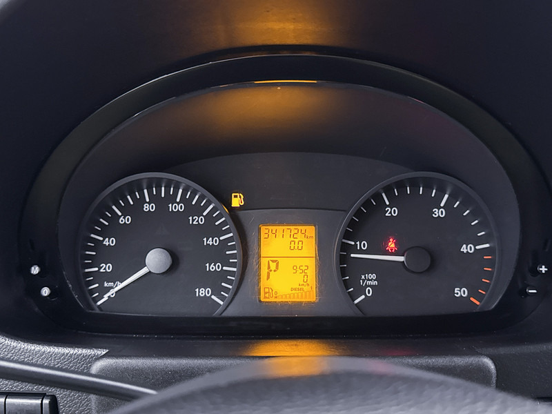 Mercedes-Benz Sprinter 316 2.2 CDI Bakwagen Meubelbak met Laadklep D'Hollandia Cruise Control Zijdeur - Furgoneta caja cerrada: foto 5 Mercedes-Benz Sprinter 316 2.2 CDI Bakwagen Meubelbak met Laadklep D'Hollandia Cruise Control Zijdeur - Furgoneta caja cerrada: foto 5