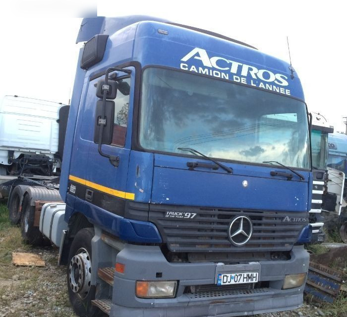 Mercedes-Benz Actros MP1 - Cabeza tractora: foto 2 Mercedes-Benz Actros MP1 - Cabeza tractora: foto 2
