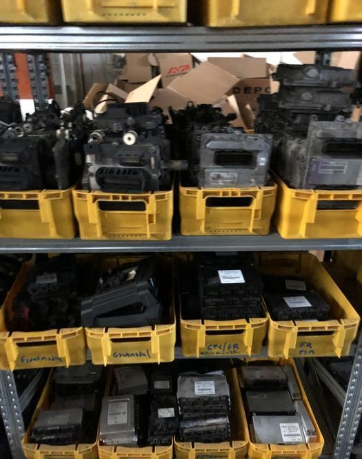 Calculatoare de Bord Calculator Computer Camion Volvo Mercedes Daf Iveco Renault Man - Unidad de control para Camión: foto 2 Calculatoare de Bord Calculator Computer Camion Volvo Mercedes Daf Iveco Renault Man - Unidad de control para Camión: foto 2