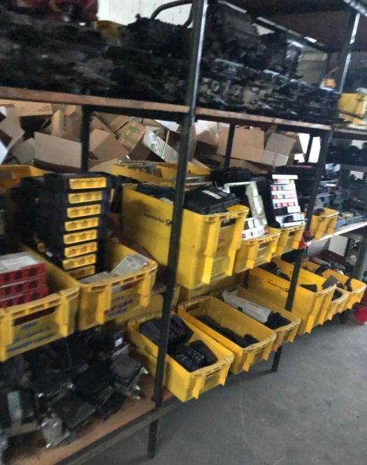 Calculatoare de Bord Calculator Computer Camion Volvo Mercedes Daf Iveco Renault Man - Unidad de control para Camión: foto 1 Calculatoare de Bord Calculator Computer Camion Volvo Mercedes Daf Iveco Renault Man - Unidad de control para Camión: foto 1