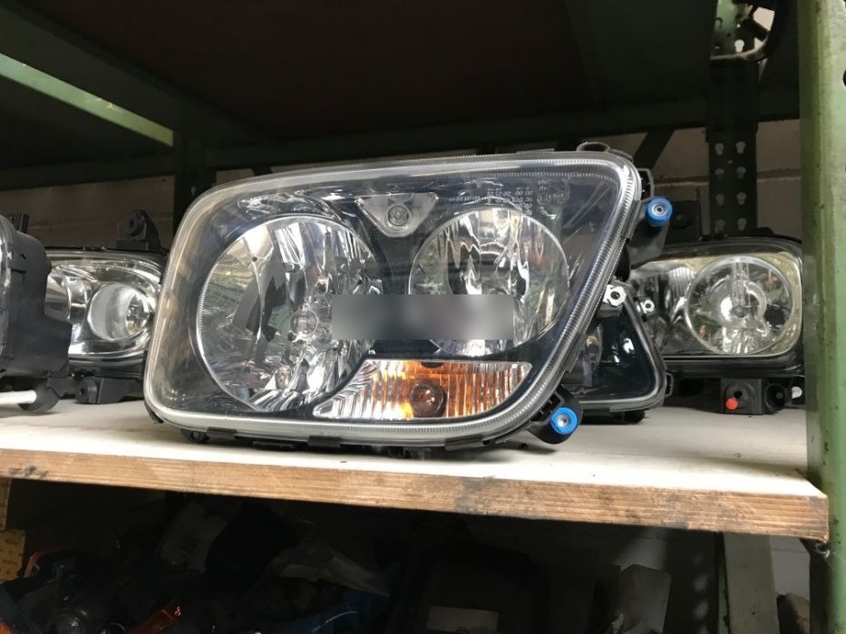 Faruri camion din dezmembrari - Faro delantero para Camión: foto 5 Faruri camion din dezmembrari - Faro delantero para Camión: foto 5