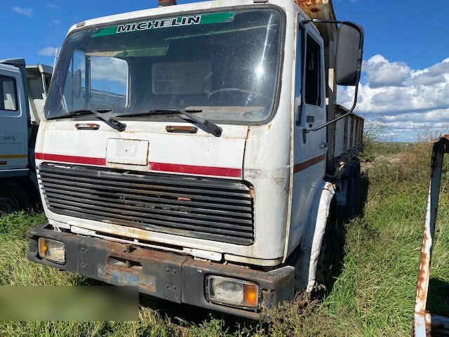 Mercedes-Benz NG 2636 V10 K - Camión volquete: foto 2 Mercedes-Benz NG 2636 V10 K - Camión volquete: foto 2