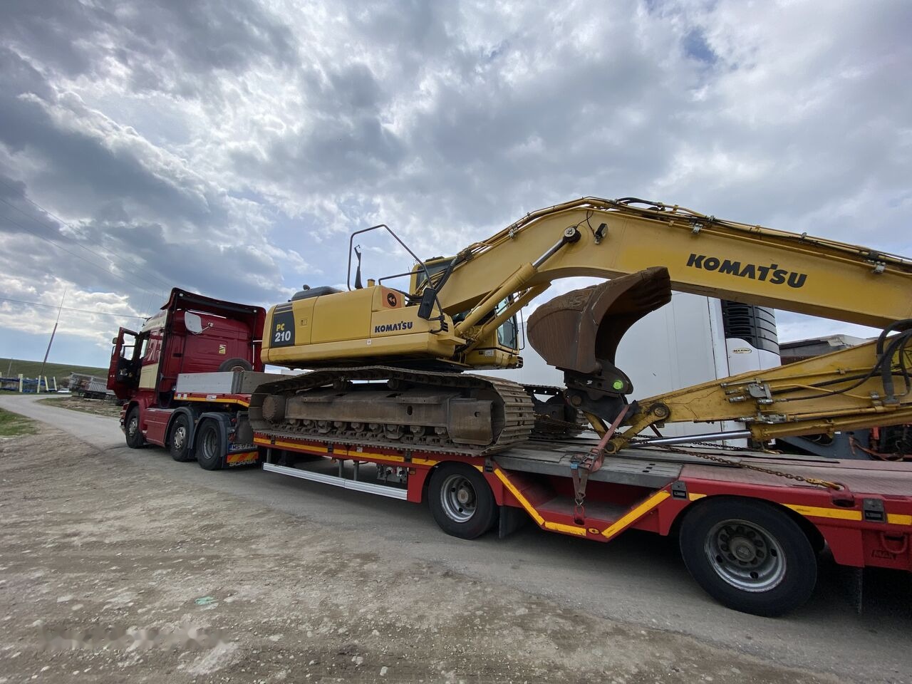 Din dezmembrari pentru KOMATSU PC210 -6 -8 -10 , second hand  Komatsu - Piezas de recambio para Excavadora: foto 4 Din dezmembrari pentru KOMATSU PC210 -6 -8 -10 , second hand  Komatsu - Piezas de recambio para Excavadora: foto 4