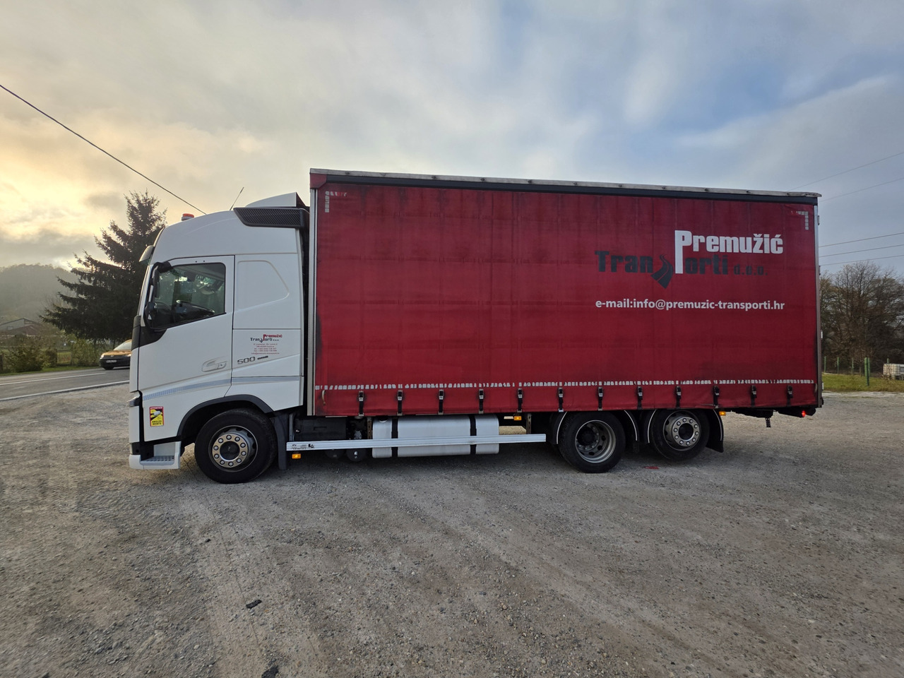 VOLVO FH500 Globetrotter Euro 6 - Camión lona: foto 3 VOLVO FH500 Globetrotter Euro 6 - Camión lona: foto 3