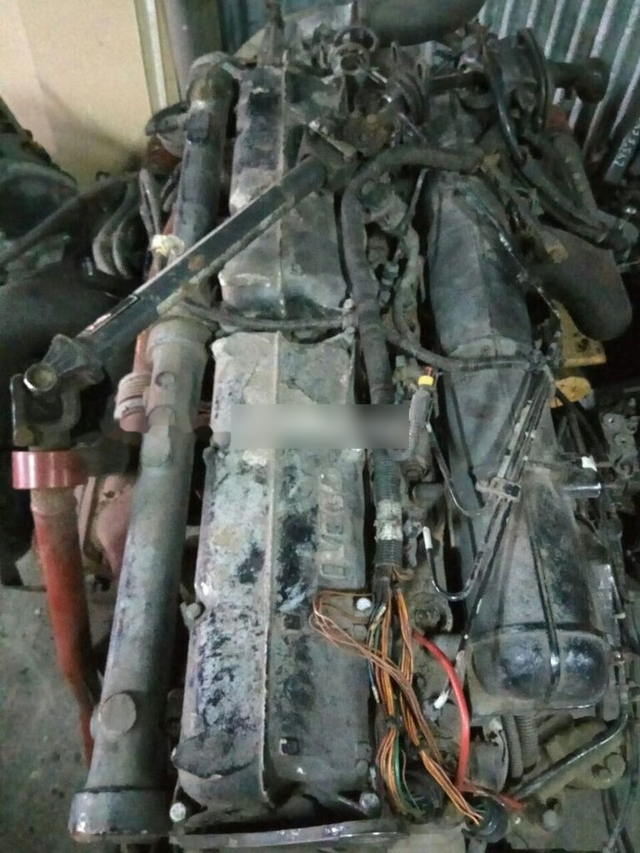 IVECO 8210.42L IVECO Magirus truck - Motor para Camión: foto 2 IVECO 8210.42L IVECO Magirus truck - Motor para Camión: foto 2