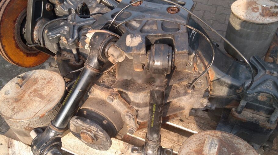 MAN truck - Eje y piezas para Camión: foto 2 MAN truck - Eje y piezas para Camión: foto 2