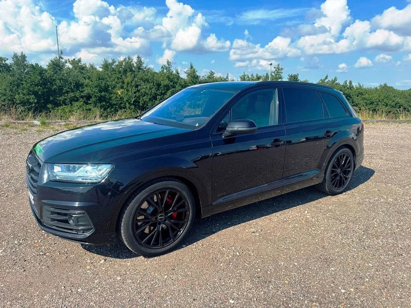 Audi SQ7 Black Edition. panoramo sun roof. . oil heater. head up display. 21" alu weels. night vision. B&O sound system. - SUV/ Todoterreno: foto 2 Audi SQ7 Black Edition. panoramo sun roof. . oil heater. head up display. 21" alu weels. night vision. B&O sound system. - SUV/ Todoterreno: foto 2