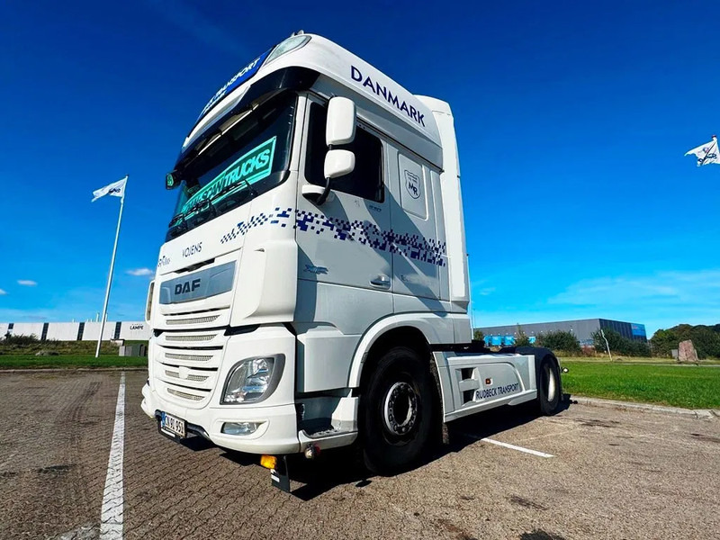 DAF XF 530 god tractor unit - Cabeza tractora: foto 2 DAF XF 530 god tractor unit - Cabeza tractora: foto 2