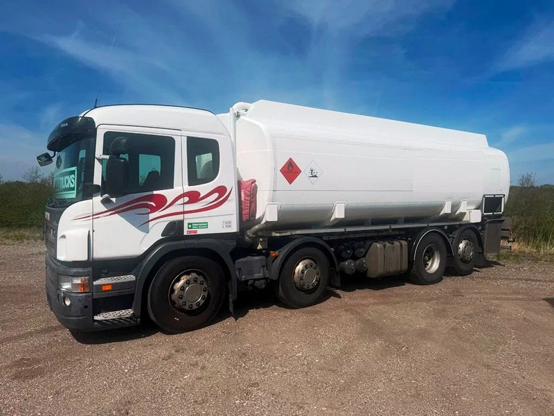 Scania P380 P380 8x2*6 .ADR/FL . 24200 L Tank - Air / Air suspension. - Camión cisterna: foto 3 Scania P380 P380 8x2*6 .ADR/FL . 24200 L Tank - Air / Air suspension. - Camión cisterna: foto 3