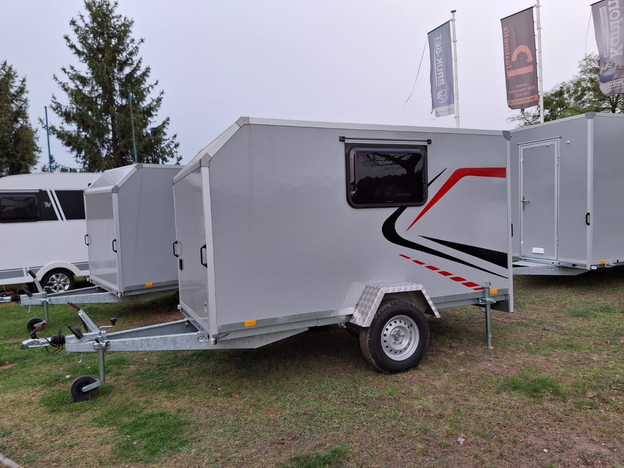 MiniCamp mini przyczepa kempingowa wyprawowa Everest Niewiadów - Caravana: foto 1 MiniCamp mini przyczepa kempingowa wyprawowa Everest Niewiadów - Caravana: foto 1