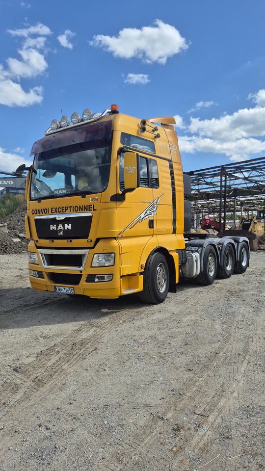 MAN TGX 41.680 - Cabeza tractora: foto 3 MAN TGX 41.680 - Cabeza tractora: foto 3