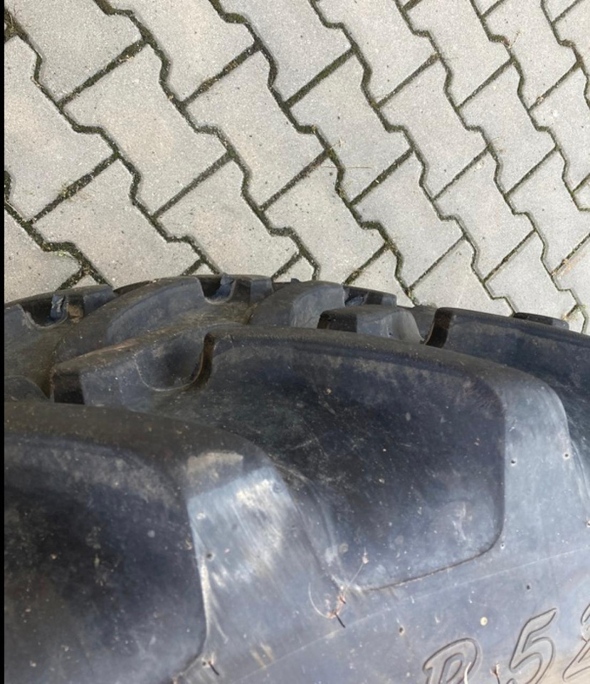 Alliance 300/95R52 - Neumático: foto 5 Alliance 300/95R52 - Neumático: foto 5