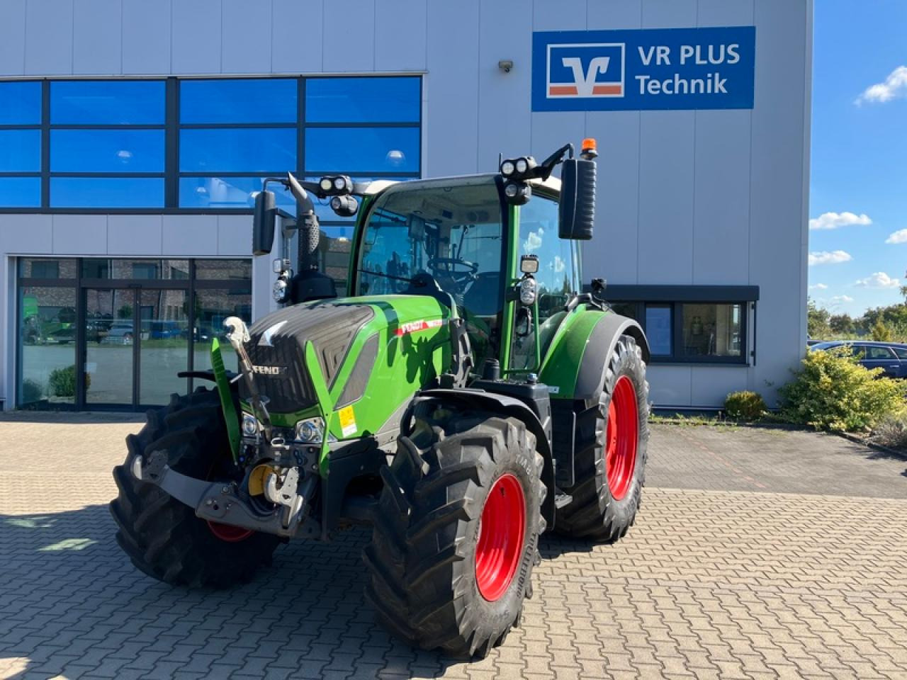 Fendt VARIO 314 GEN 4 // RTK - Tractor: foto 1 Fendt VARIO 314 GEN 4 // RTK - Tractor: foto 1