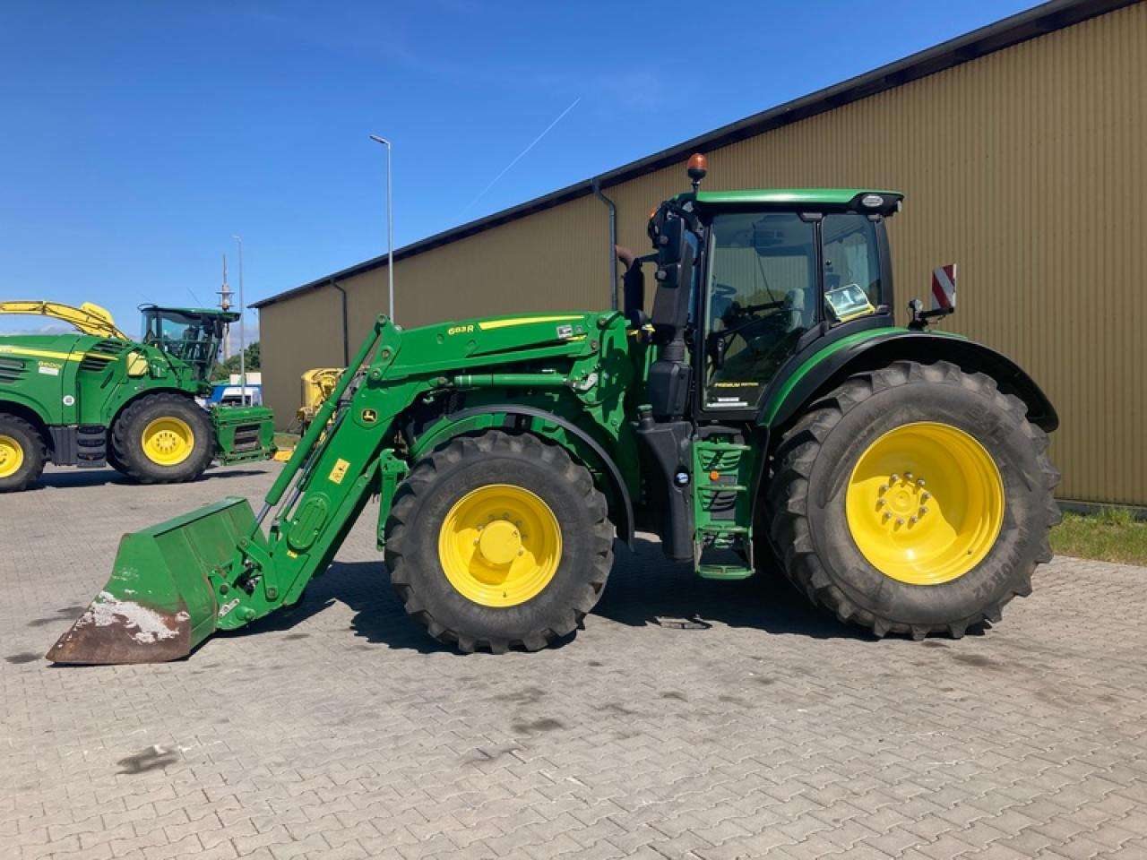 John Deere 6230 R AUTOPOWER - Tractor: foto 2 John Deere 6230 R AUTOPOWER - Tractor: foto 2