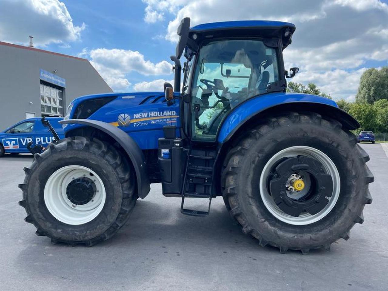 New Holland T 7.270 AUTOCOMMAND - Tractor: foto 2 New Holland T 7.270 AUTOCOMMAND - Tractor: foto 2