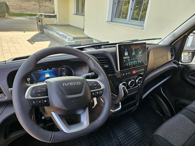 IVECO Daily 35S18HA8 3.0 Hi-Matic MY24 LBW Bär AHK - Furgoneta caja cerrada: foto 3 IVECO Daily 35S18HA8 3.0 Hi-Matic MY24 LBW Bär AHK - Furgoneta caja cerrada: foto 3