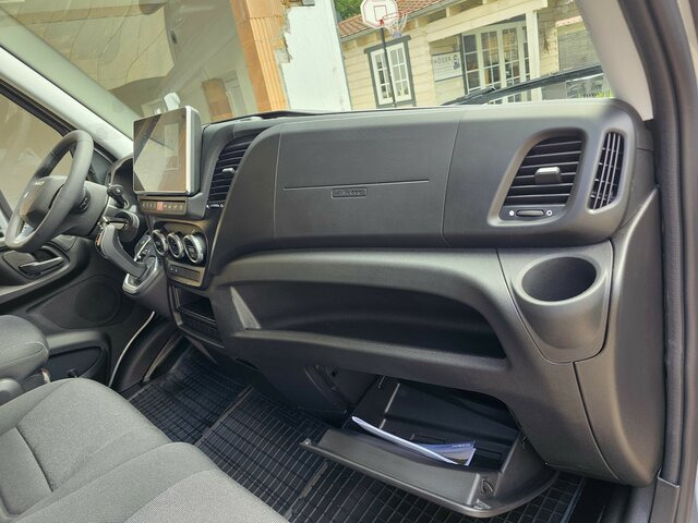 Furgón, Furgoneta combi nuevo IVECO Daily 35S18HA8V DOKA Snoeks Mixto Hi-Matic 16m³...: foto 16